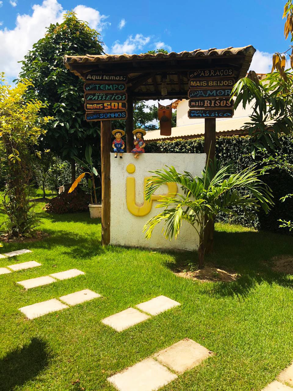 Entrada da Pousada In Paradiso